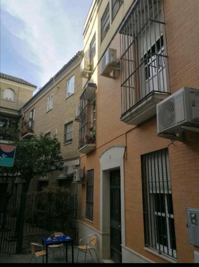 Alfalfa Suites Seville Luaran gambar